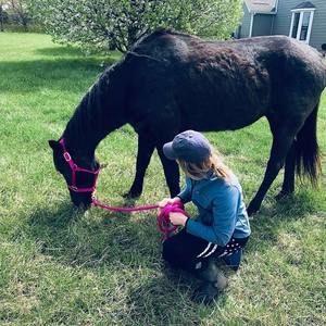 Meet your Posher, Laura